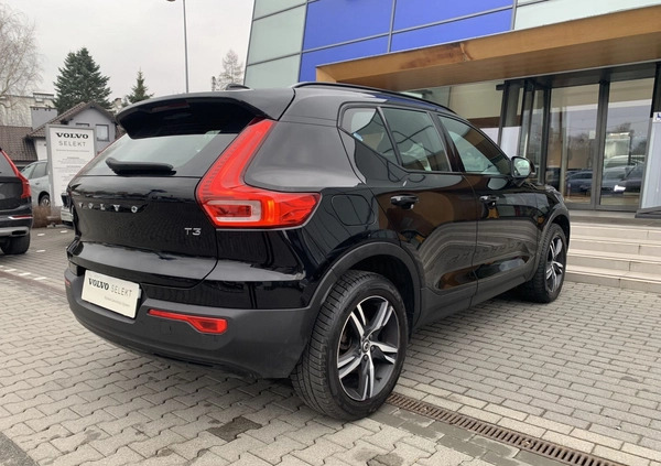 Volvo XC 40 cena 144900 przebieg: 75816, rok produkcji 2021 z Kraków małe 352